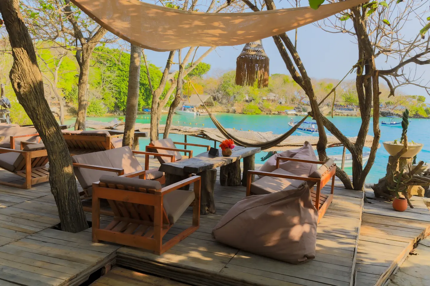 Shaded deck facing the lagoon
